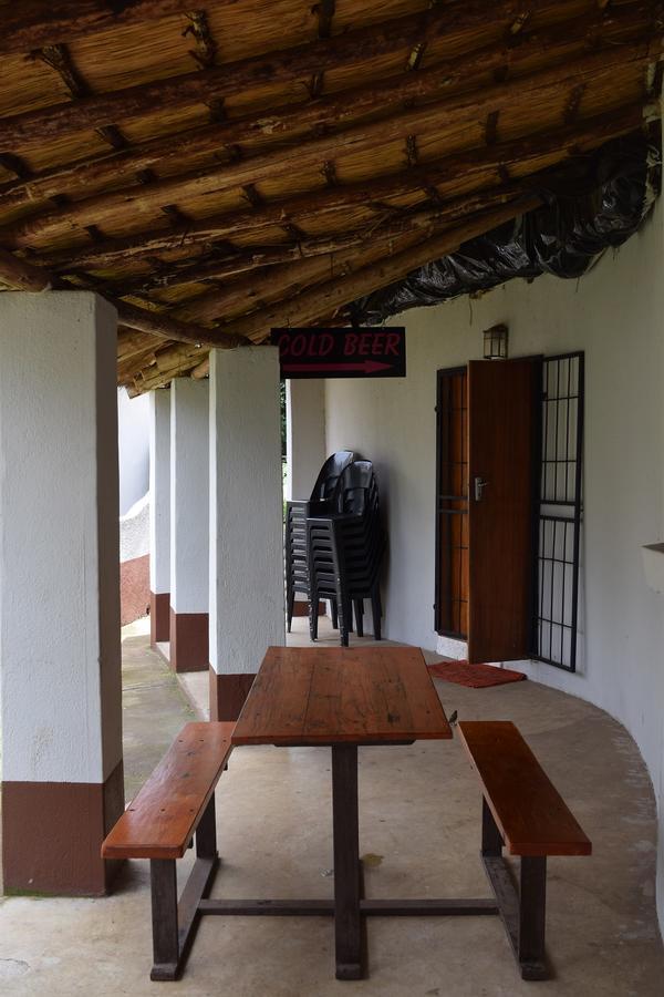 Sheri'S Lodge & Backpackers جراسكوب المظهر الخارجي الصورة